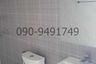 2 Bedroom Townhouse for rent in Tha Raeng, Bangkok