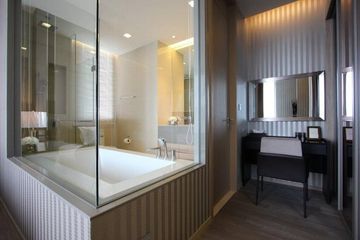 2 Bedroom Condo for rent in Khlong Toei Nuea, Bangkok near MRT Sukhumvit