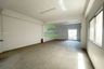 3 Bedroom Commercial for sale in Khlong Maduea, Samut Sakhon