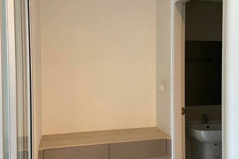 1 Bedroom Condo For Rent