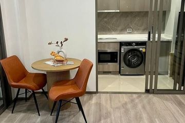 1 Bedroom Condo for rent in Wat Phraya Krai, Bangkok