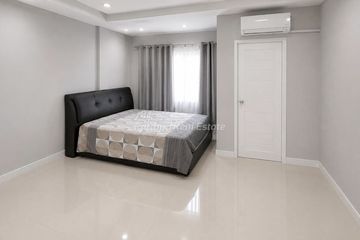 2 Bedroom Townhouse for sale in Nong Prue, Chonburi