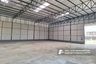 Warehouse / Factory for rent in Khlong Chaokhun Sing, Bangkok near MRT Mahatthai