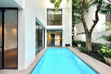 4 Bedroom Villa for rent in Phra Khanong Nuea, Bangkok near BTS Ekkamai