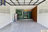 3 Bedroom Townhouse for sale in Lam Pla Thio, Bangkok