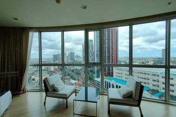1 Bedroom Condo for rent in Sky Walk Condominium, Phra Khanong Nuea, Bangkok near BTS Phra Khanong