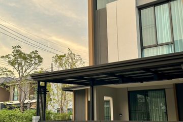 4 Bedroom Townhouse for rent in Bang Kaeo, Samut Prakan