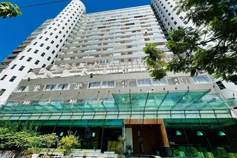 1 Bedroom Condo For Rent