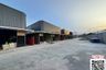 Warehouse / Factory for rent in Hua Mak, Bangkok near MRT Lam Sali