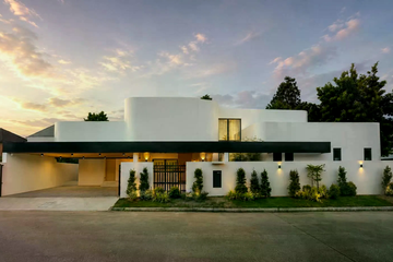 4 Bedroom Villa for sale in San Phak Wan, Chiang Mai