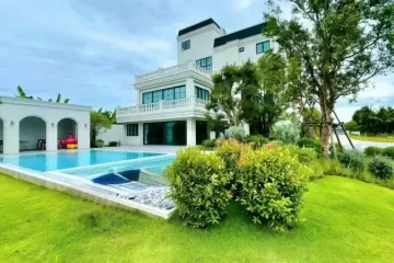 5 Bedroom House for rent in San Klang, Chiang Mai
