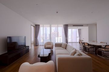 3 Bedroom Condo for rent in Kraam Sukhumvit 26, Khlong Tan, Bangkok near BTS Phrom Phong