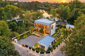 4 Bedroom Villa for sale in Nong Han, Chiang Mai