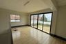 2 Bedroom Commercial for rent in Na Kluea, Chonburi