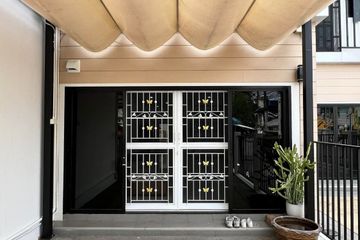 2 Bedroom Townhouse for Sale or Rent in Nong Pa Khrang, Chiang Mai