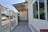3 Bedroom Townhouse for sale in Sam Wa Tawan Tok, Bangkok