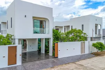4 Bedroom Villa for sale in Ban Waen, Chiang Mai