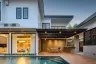 4 Bedroom Villa for sale in Wat Ket, Chiang Mai
