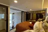 2 Bedroom Condo for sale in SOHO Bangkok Ratchada, Huai Khwang, Bangkok near MRT Huai Khwang