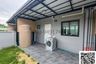 3 Bedroom Townhouse for rent in Bang Kaeo, Samut Prakan