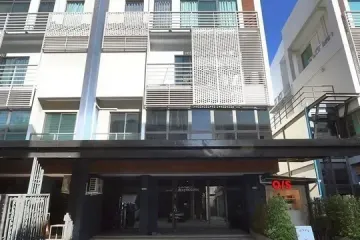 4 Bedroom House for sale in DISTRICT Ekkamai-Ramintra, Nuan Chan, Bangkok