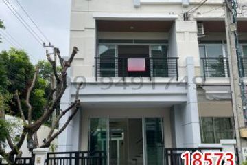 3 Bedroom House for sale in Nong Bon, Bangkok near MRT Si Udom
