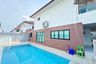 5 Bedroom Villa for Sale or Rent in Chokchai Village 9, Nong Prue, Chonburi