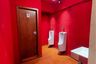 Commercial for rent in Khlong Tan Nuea, Bangkok