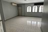 House for rent in Phra Khanong, Bangkok near BTS Ekkamai