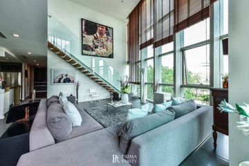 4 Bedroom Condo for sale in Khlong Ton Sai, Bangkok near BTS Charoen Nakhon
