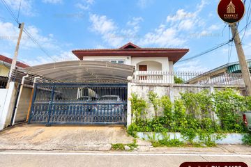 4 Bedroom House for sale in Chan Kasem, Bangkok near MRT Lat Phrao