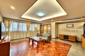 2 Bedroom Condo for rent in United Tower, Khlong Tan Nuea, Bangkok near BTS Thong Lo