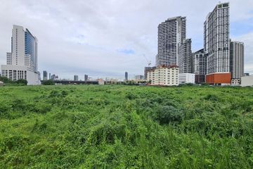 Land for sale in Bang Kapi, Bangkok near MRT Pradit Manutham