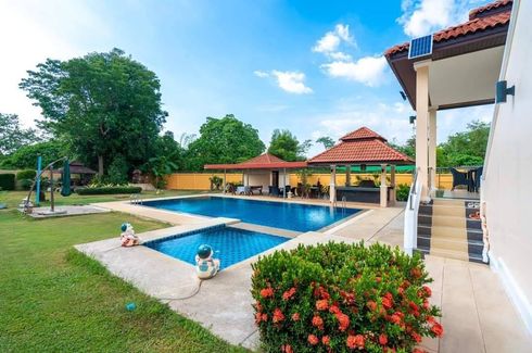 3 Bedroom Villa for rent in Na Jomtien, Chonburi