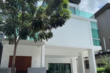 3 Bedroom House for rent in Bang Chak, Bangkok near BTS Punnawithi