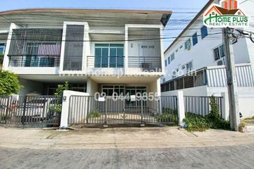 3 Bedroom Townhouse for sale in The Miracle Plus Phetkasem 63 Project 1, Lak Song, Bangkok