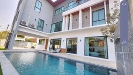 6 Bedroom Villa for sale in San Phranet, Chiang Mai