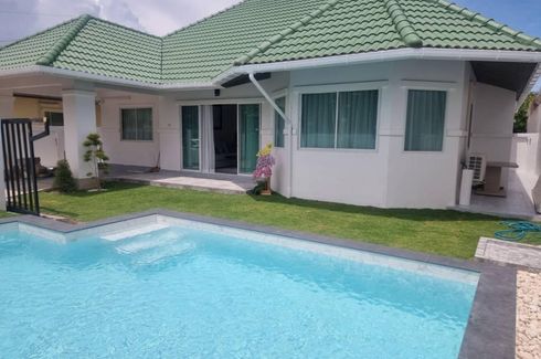 3 Bedroom Villa for sale in Na Kluea, Chonburi