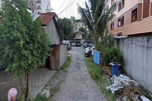 Land for sale in Hua Mak, Bangkok