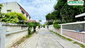 9 Bedroom House for sale in Khlong Chan, Bangkok near MRT Bang Kapi