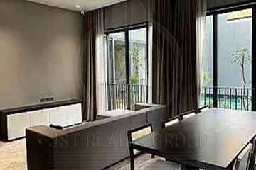 4 Bedroom House for sale in Suan Luang, Bangkok near Airport Rail Link Ramkhamhaeng