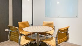 Office for rent in BHIRAJ TOWER at EmQuartier, Khlong Tan Nuea, Bangkok near BTS Phrom Phong