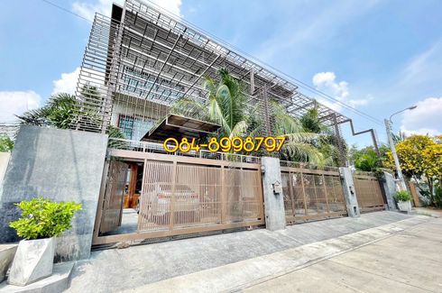 9 Bedroom House for sale in Ban Mai, Nonthaburi