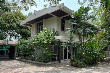 4 Bedroom House for rent in Khlong Tan Nuea, Bangkok