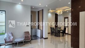 3 Bedroom House for rent in Phra Khanong Nuea, Bangkok