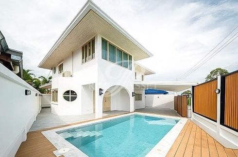 4 Bedroom Villa for sale in Na Jomtien, Chonburi