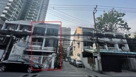 4 Bedroom Commercial for rent in Khlong Tan Nuea, Bangkok near BTS Phrom Phong