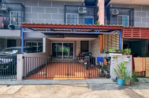 3 Bedroom Townhouse for sale in Nong Tamlueng, Chonburi