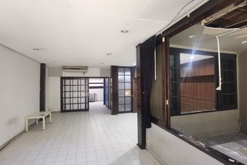 3 Bedroom Townhouse for rent in Khlong Tan, Bangkok near BTS Thong Lo