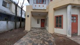 3 Bedroom House for sale in Sam Wa Tawan Tok, Bangkok